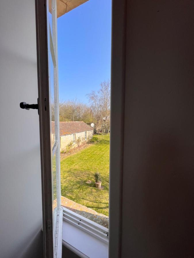 Les Chambres D'Omaha Beach: Homemade Breakfast & Local Flavor Vierville-sur-Mer Exterior photo